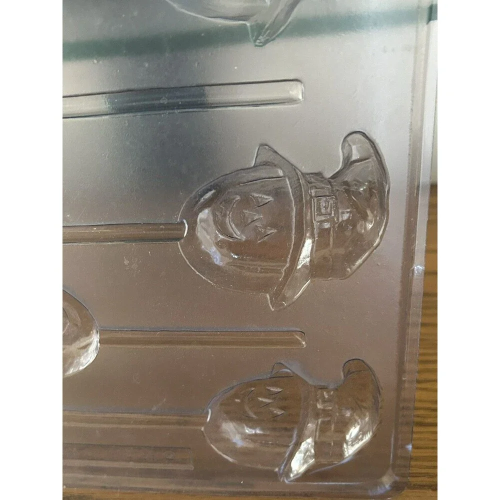 2- Vintage Halloween Chocolate Molds Apollo Candy‎ Molds 1983 & 1985 #3090 & 816